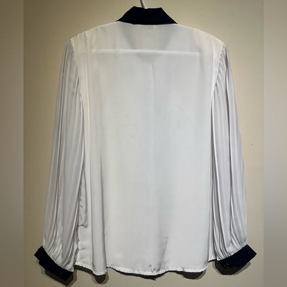 Vintage Victoria’s Secret Gold Label Pleated Balloon Sleeve Blouse - Picture 6 of 6